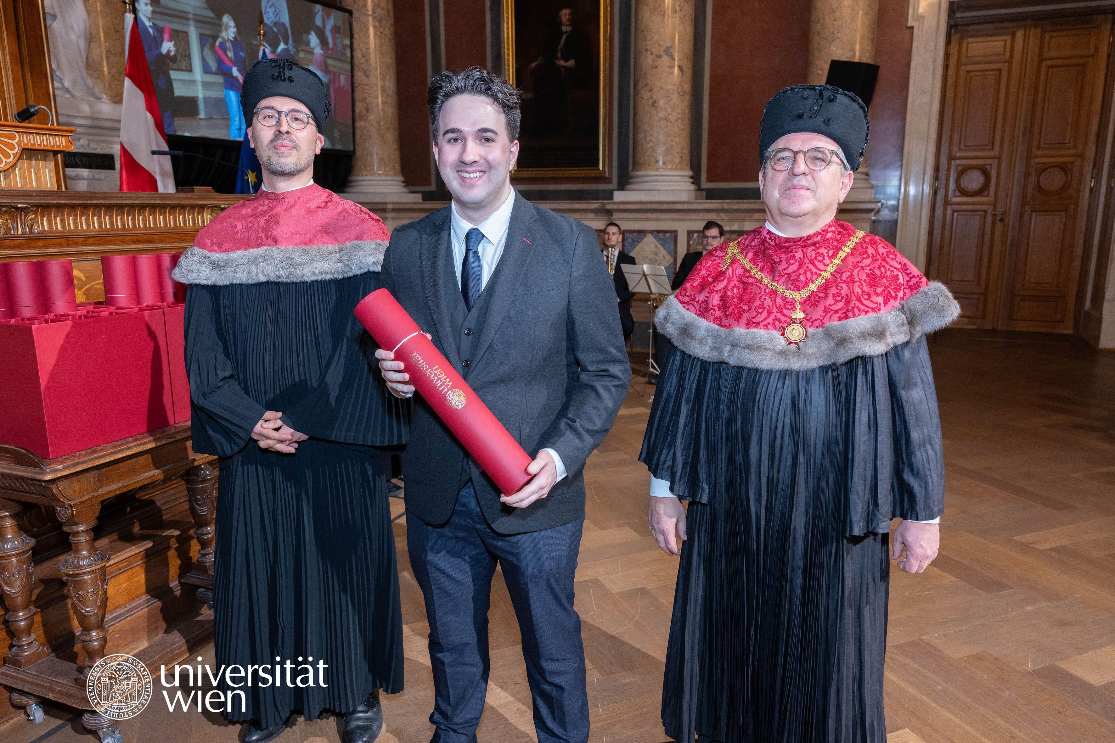Nicolai Helldorff bei der Sponsion an der Universität Wien